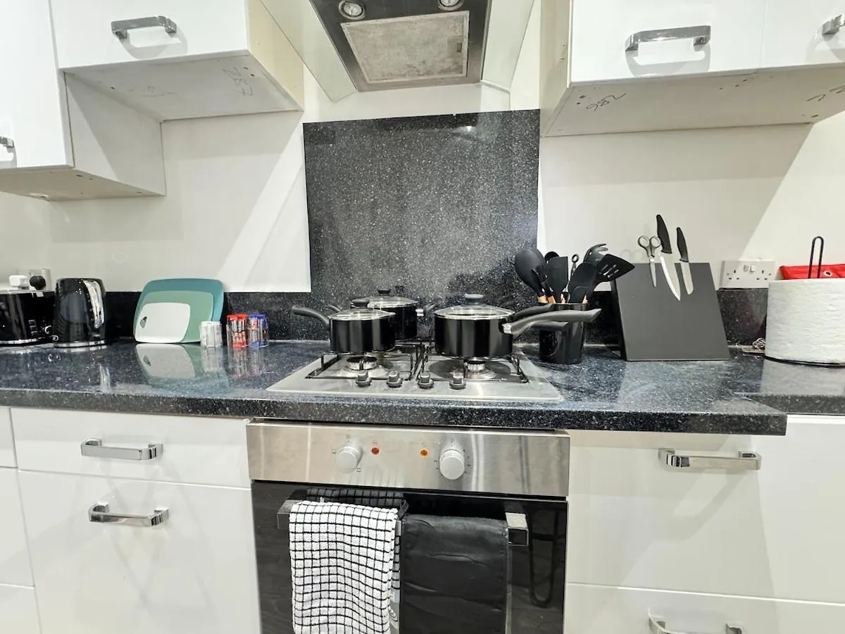 別荘 3 Bd Luxury Stay For Contractors & Families ニューカッスル・アポン・タイン イギリス