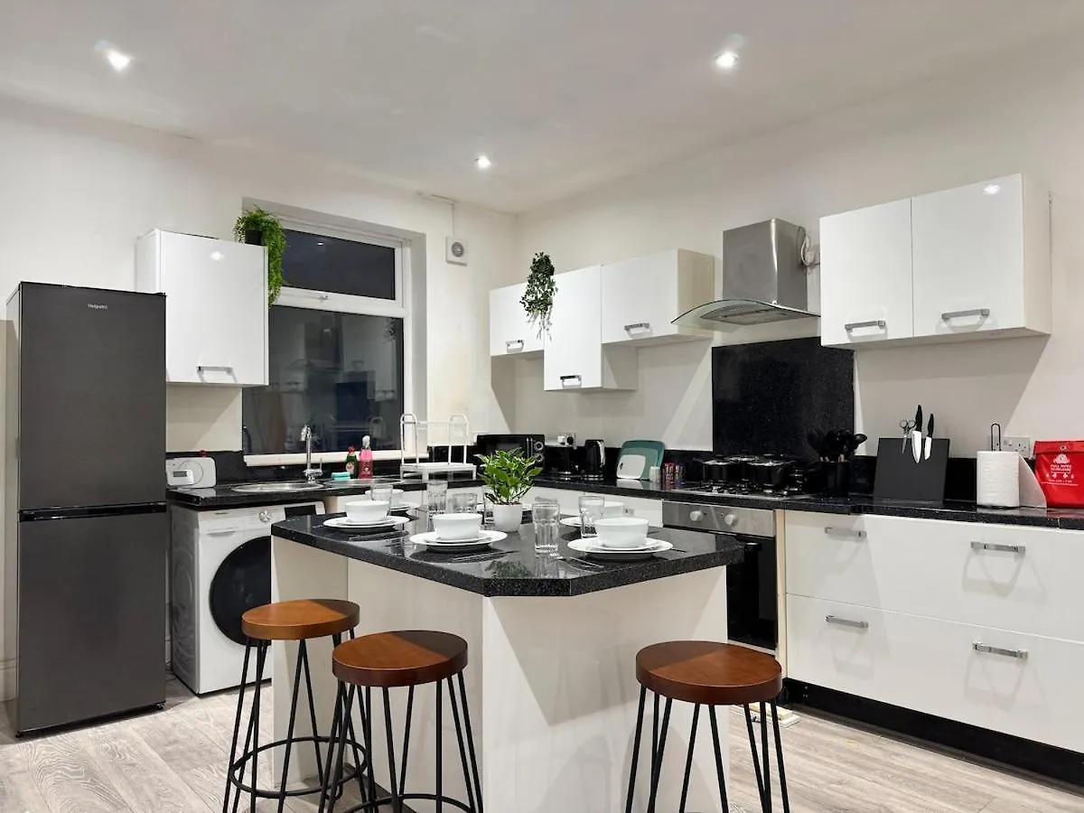 3 Bd Luxury Stay For Contractors & Families ニューカッスル・アポン・タイン